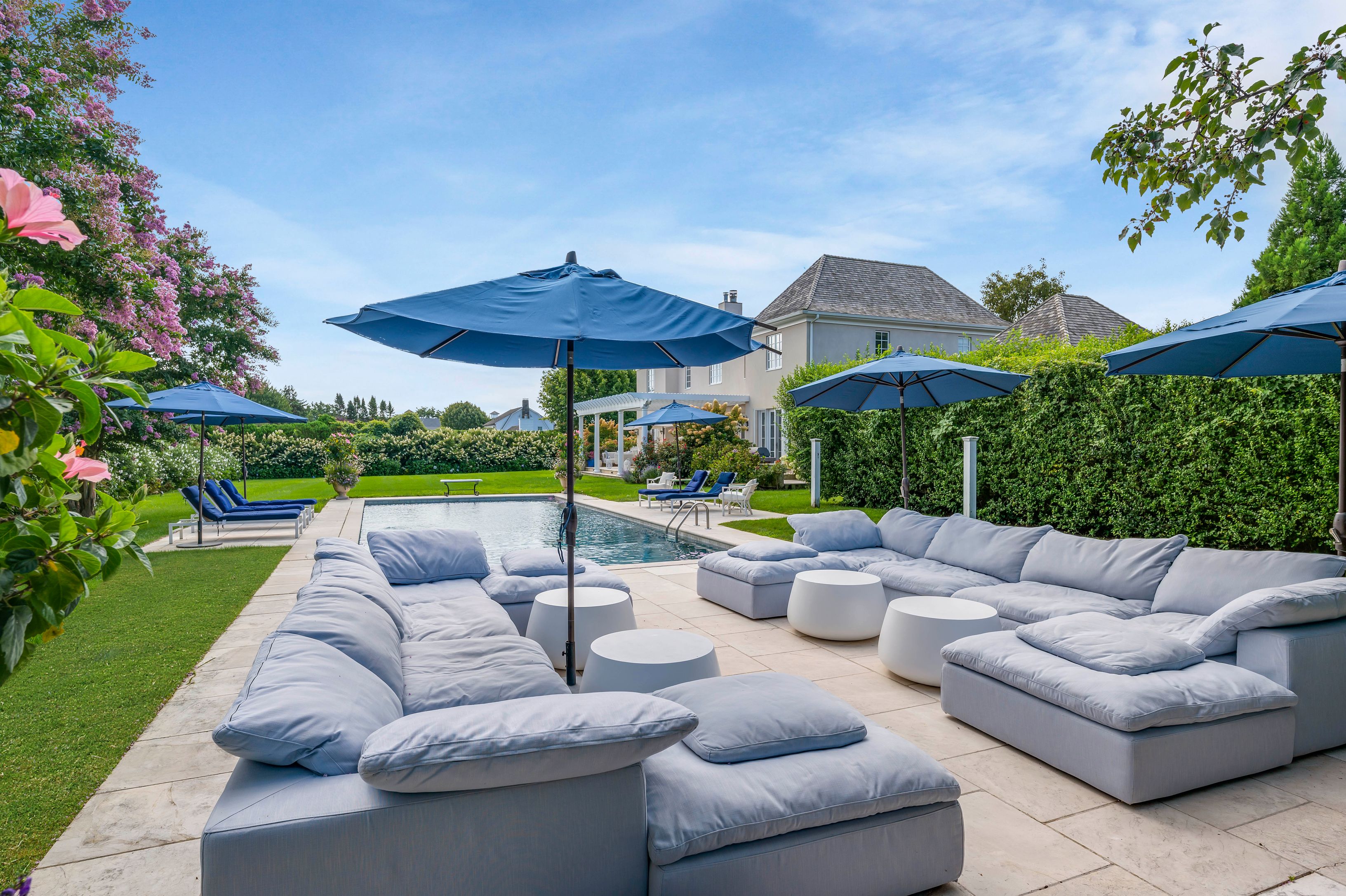 405 Butter Ln, Bridgehampton, NY 11932 Out East