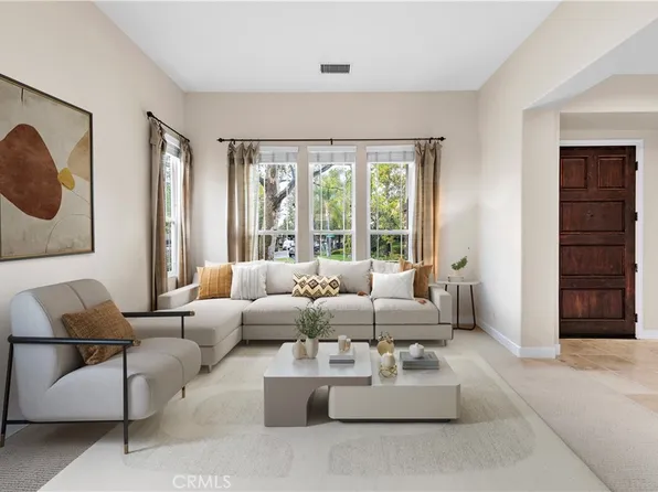 22 Artisan St, Mission Viejo, CA 92694