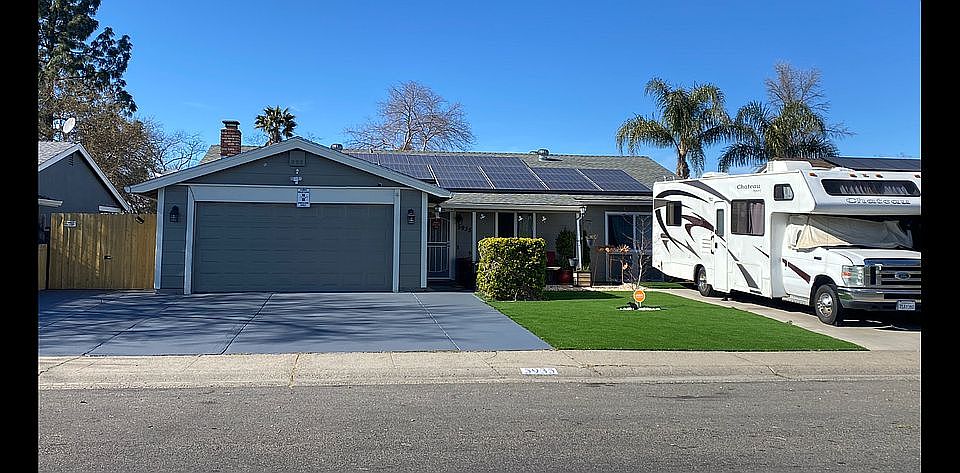 1st image of 5935 Revelstok Dr