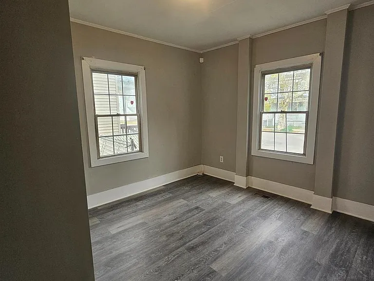 5 E McNeal St — Photo 3