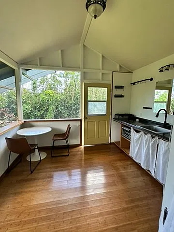 Studio, 350 sqft, $2,600 — Photo 2