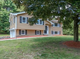 2 Breezewood Ln, Walpole, MA 02081