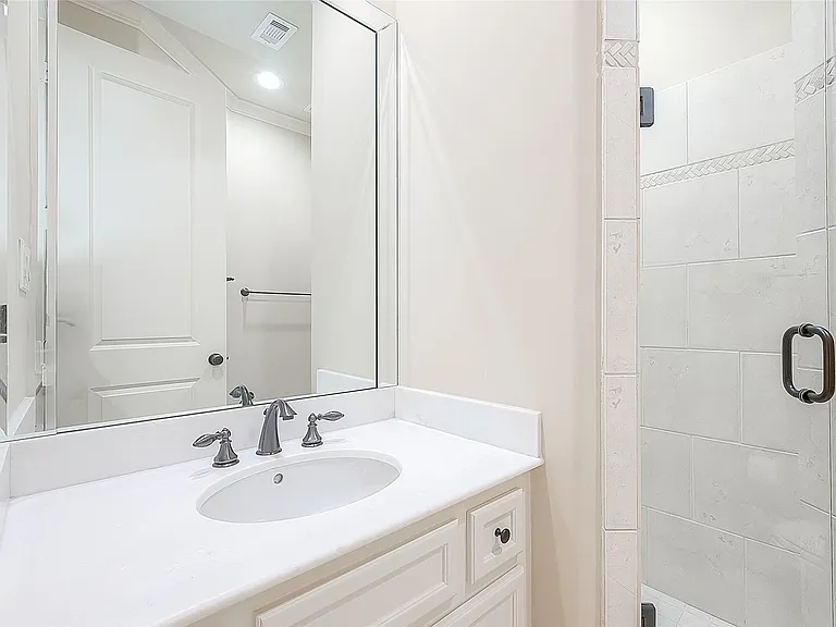 1804 Haddon St — Photo 28