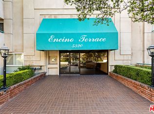 5320 Zelzah Ave APT 214, Encino, CA 91316
