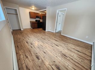 10613 Elmore Rd APT 3, Anchorage, AK 99507