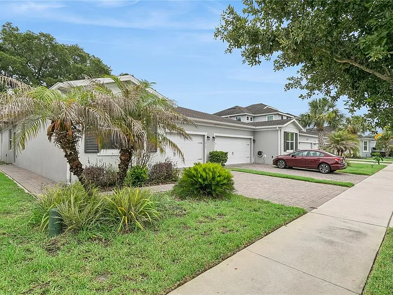 1863 Shumard Ave — Photo 30