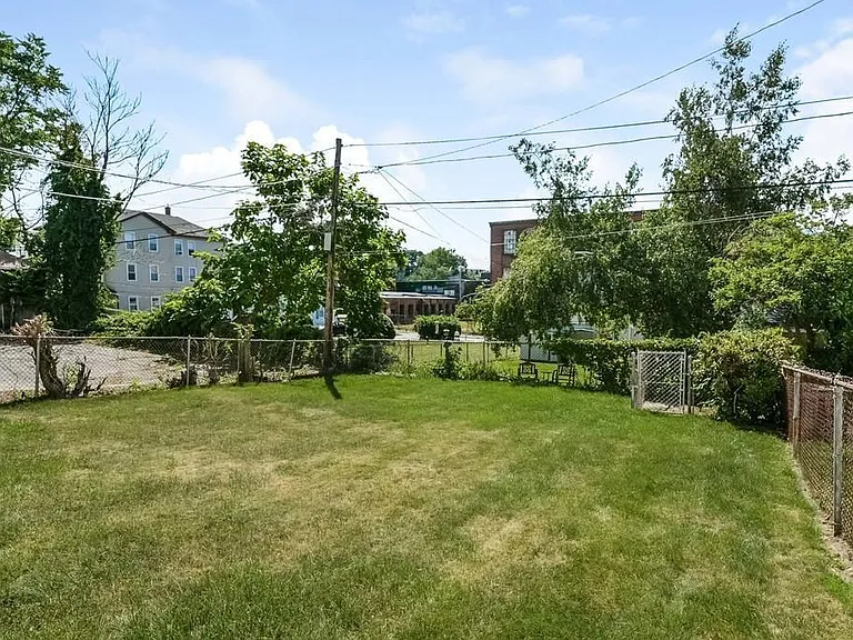 10 Marshall St #2 — Photo 12