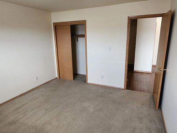 2nd image of 3325 S 26th St #21