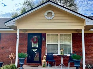 284 Sheila Dr, Hinesville, GA 31313