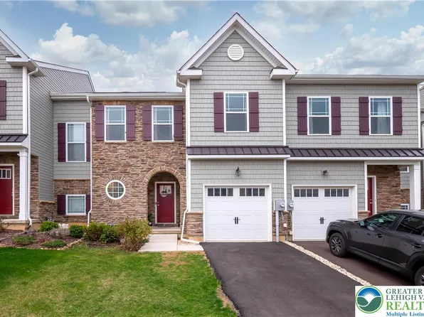 3981 Mink Rd, Emmaus, PA 18049