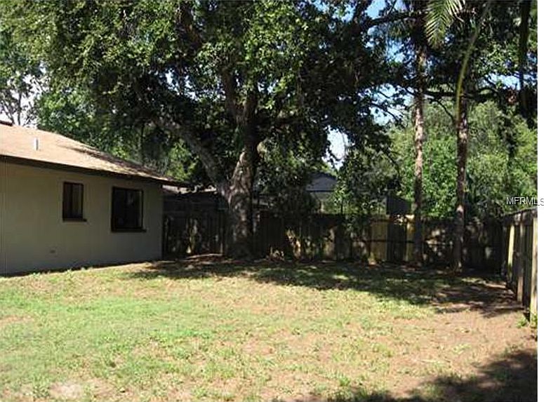2nd image of 2166 Briarway Dr
