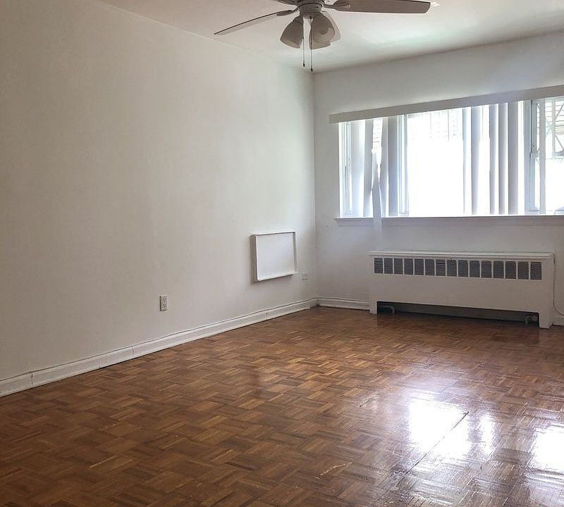 1st image of 2560 Paulding Ave