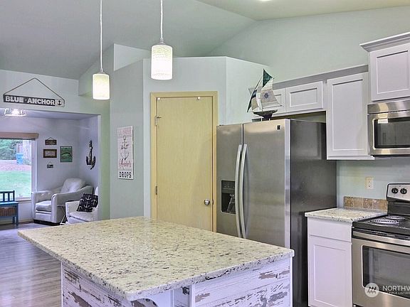 4th image of 11118 Minterwood Drive NW