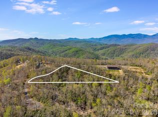 27 Trails End Rd, Spruce Pine, NC 28777