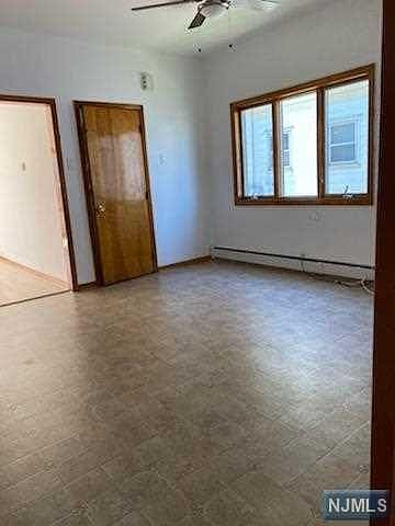 1st image of 449 Lanza Ave #1