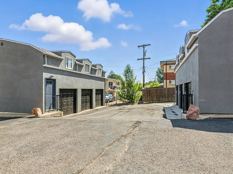 10760 W 8th Ave #1 — Photo 32