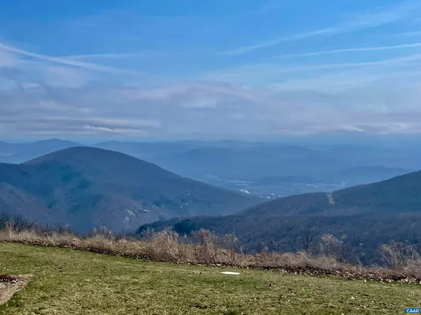 1613 Overlook, Wintergreen Resort, VA 22967