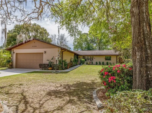 2280 W Middle Ln, Lecanto, FL 34461