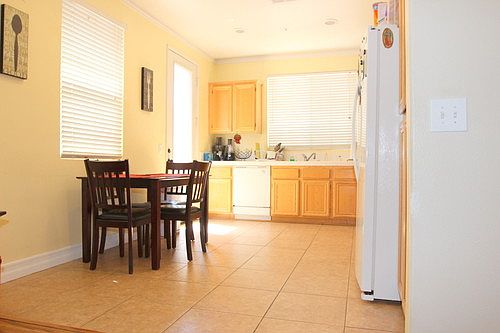 3rd image of 15735 Virginia Dr