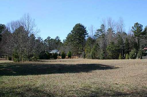 2nd image of 4924 Meadowbrook Cir