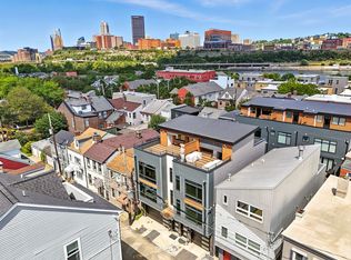 1817 Fox Way, Pittsburgh, PA 15203