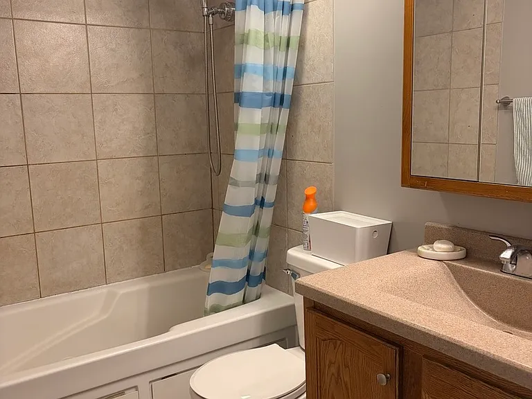 Kenilworth Cir — Photo 13