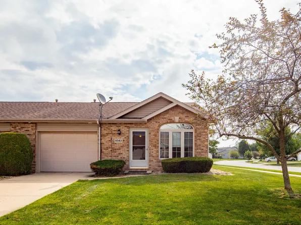 8543 Kleinman Rd, Highland, IN 46322
