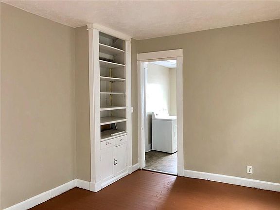 5th image of 2923 Guilford Ave