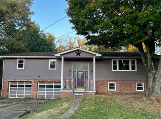 425 Cedar Ln, Follansbee, WV 26037