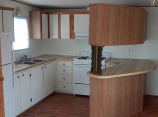 927 Miller St TRLR 9, Kewaunee, WI 54216