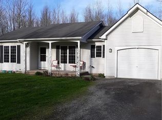 1521 Bills Rd, Kent, NY 14477