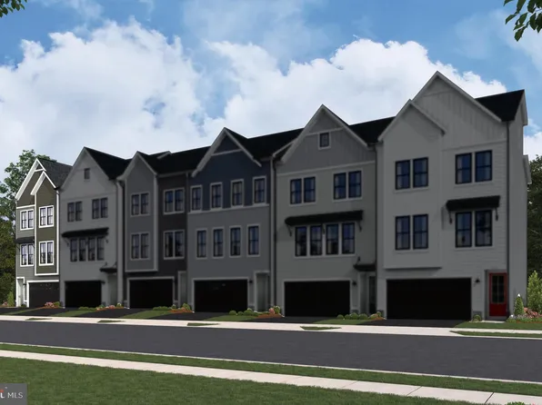 42174 Berrier Farms Ter, Chantilly, VA 20152