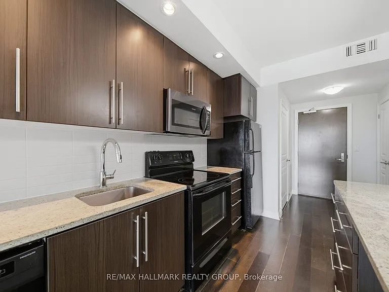 238 Besserer St #807 — Photo 10