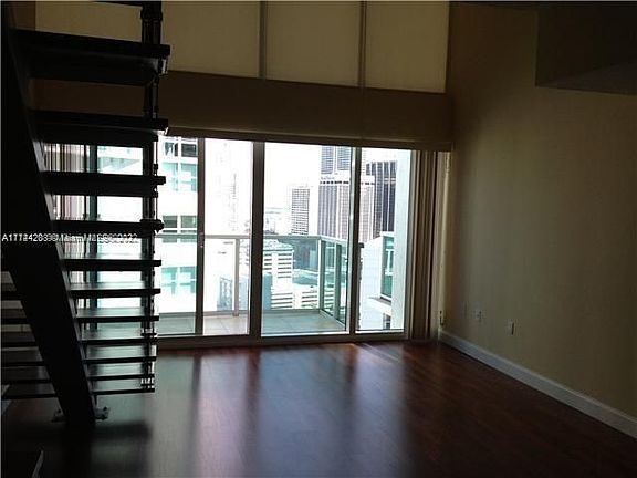 3rd image of 41 SE 5th St APT 1715