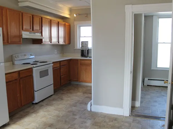 20 Bellevue St, Waterville, ME