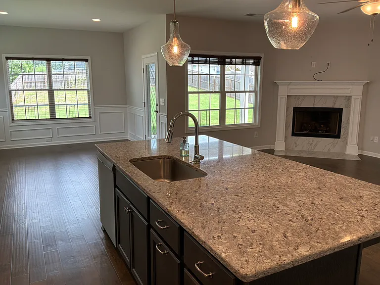 2128 Blue Beak Bnd — Photo 4