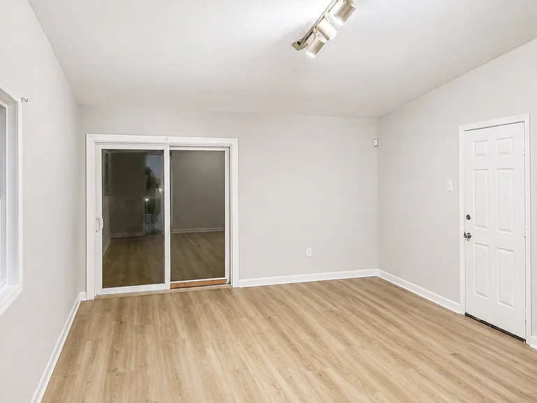 2019 Northeast Ave #1 — Photo 12