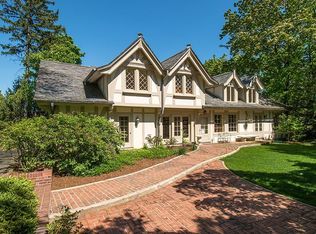 40 Mayo Ave, Greenwich, CT 06830