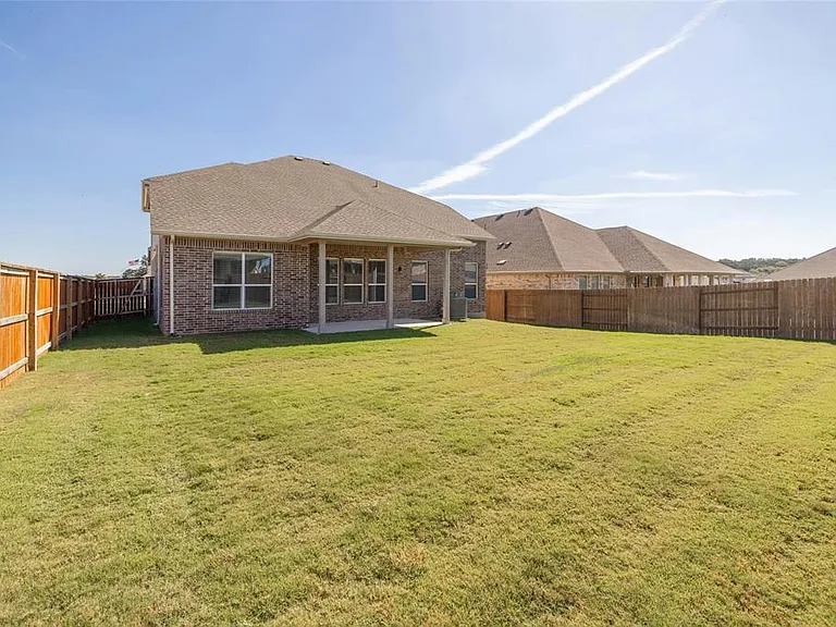 113 Shadow Oak Cv — Photo 38