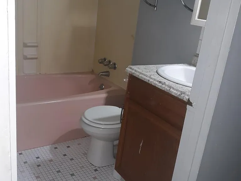 Full bath