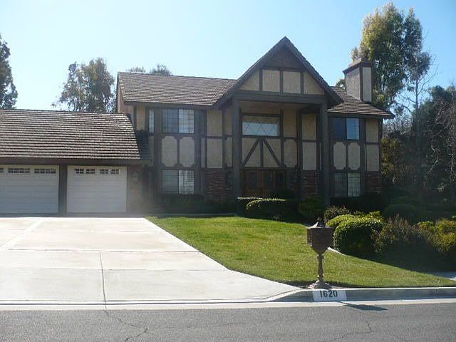 Courtesy of Park Place GMAC Real Estate