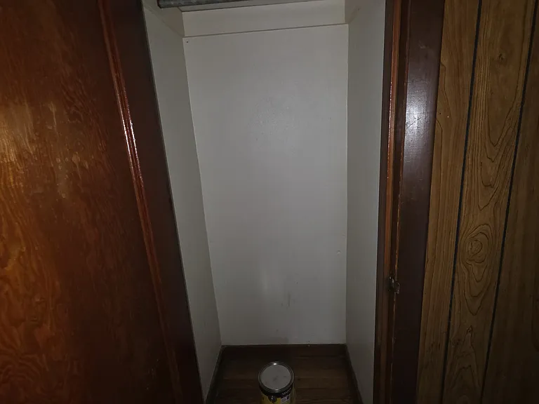 1818 E Clay St — Photo 16