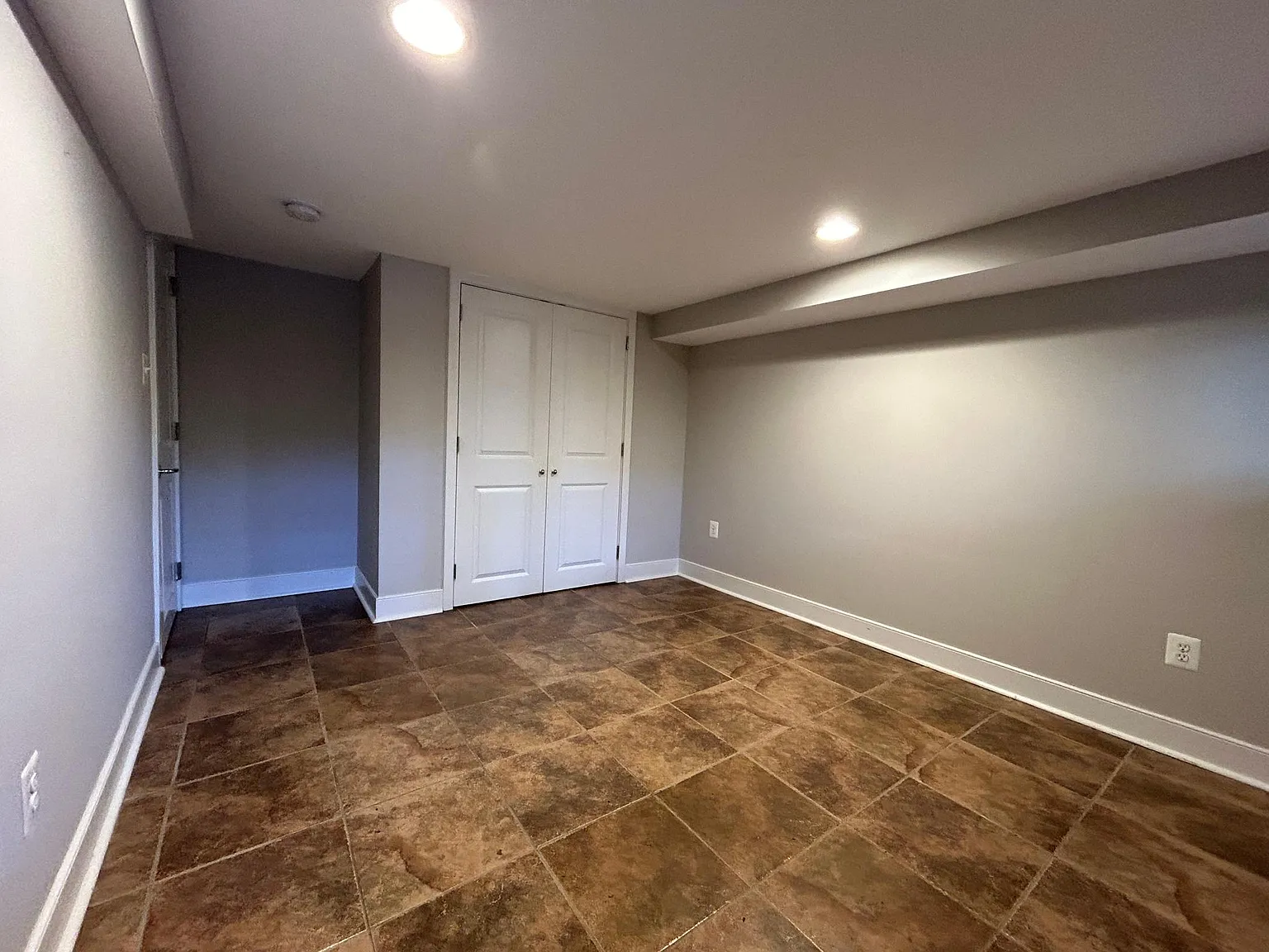 1 bed, 700 sqft, $1,700 — Photo 4