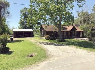 204 N 8th St, Highlands, TX 77562