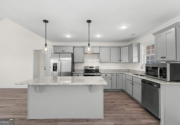 5th image of 912 Ryegrass Rd