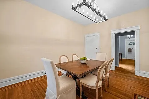 1302 Hepburn Ave — Photo 9