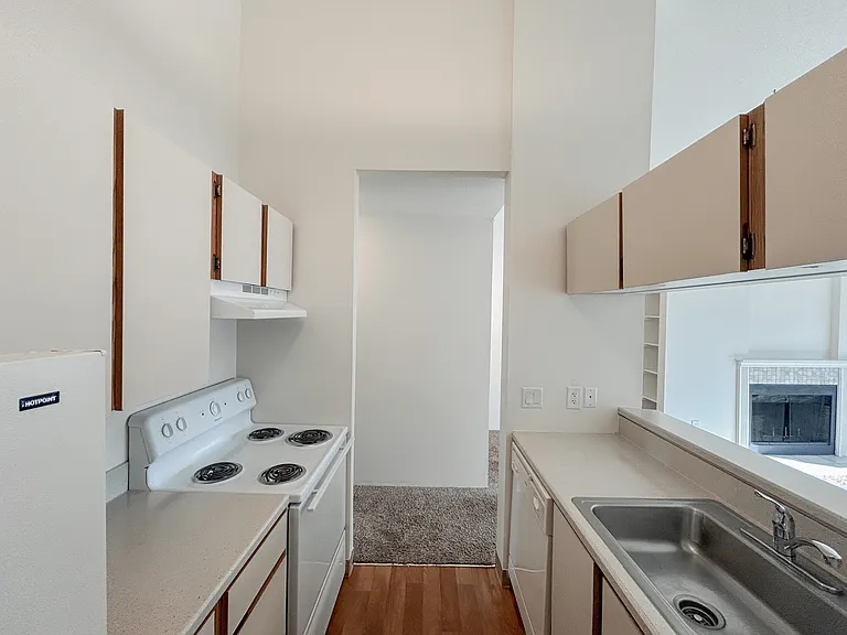 Stone Creek Apartments Beaverton — Photo 94