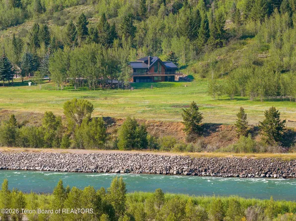 1325 Munger Mountain Rd, Jackson, WY 83001