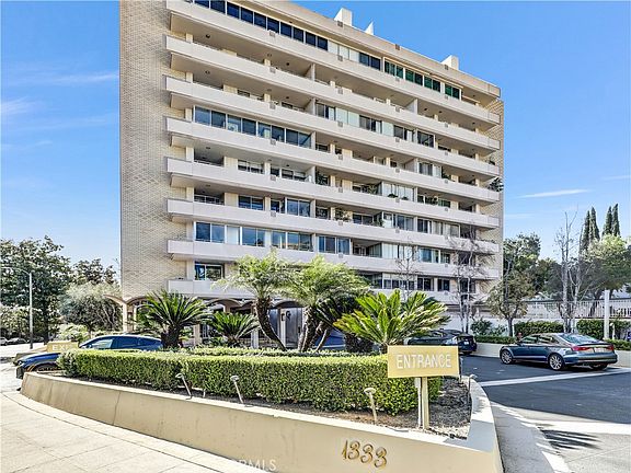 2nd image of 1333 S Beverly Glen Blvd APT 402