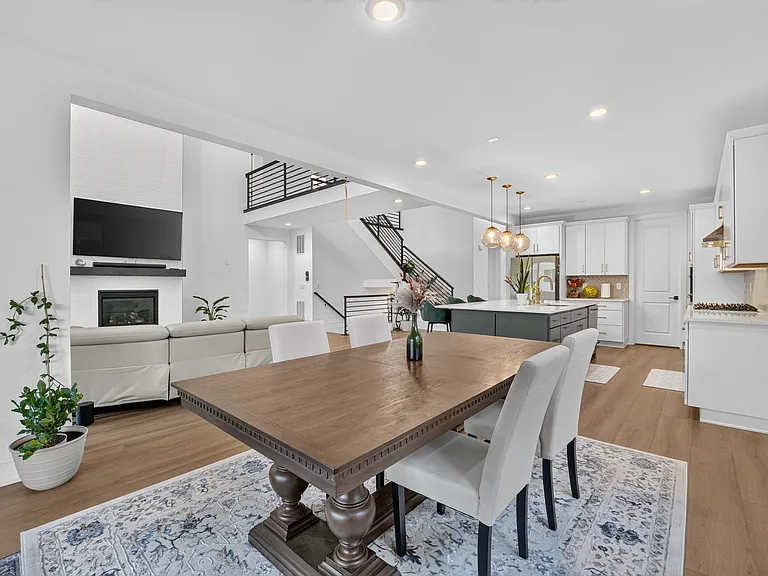 5868 Santa Cruz Point — Photo 21